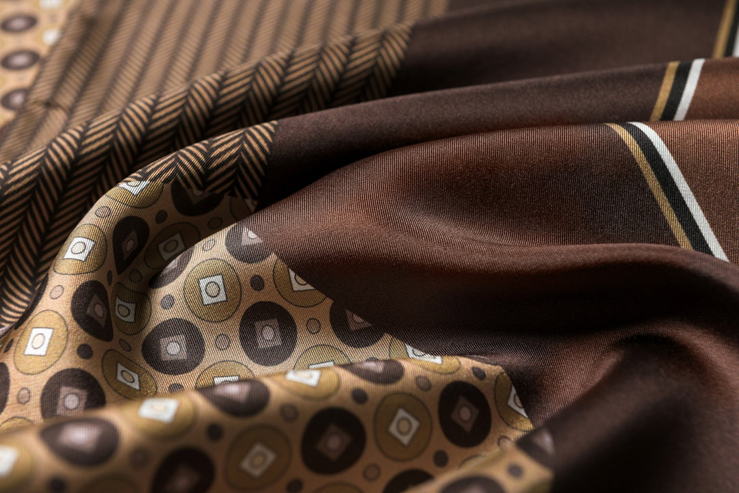 Luxurious Men's Silk Twill Scarf -Brown Ring